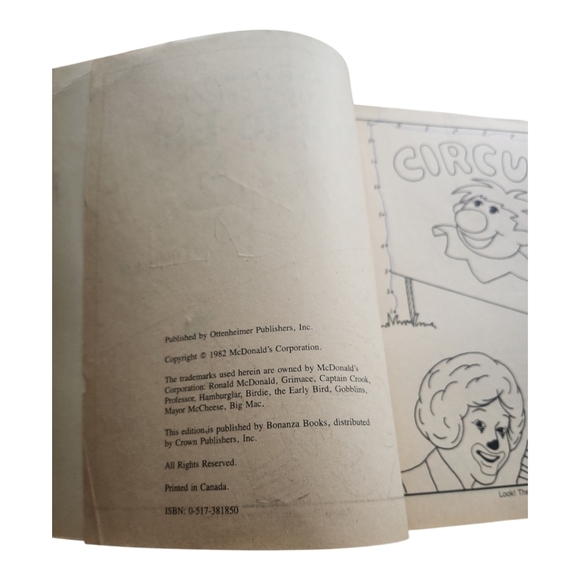 VTG Ronald Mcdonald Mcdonalds Dot to Dot Coloring Book 1982 - Picture 3 of 7